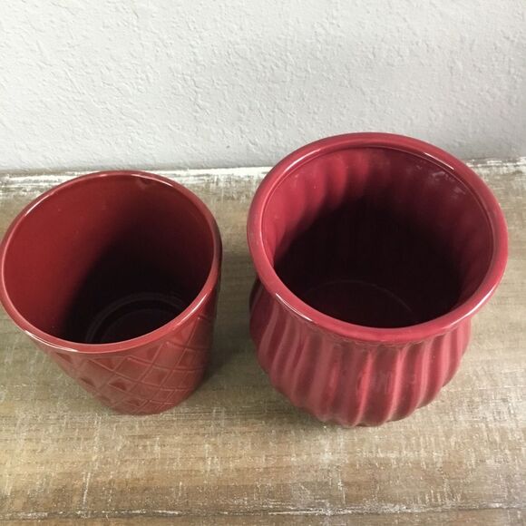 Planter bundle - two dark red planters one hobnail other geometric diamond pot - Picture 5 of 7